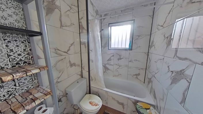 Image No.28-3 Bed Apartment for sale
