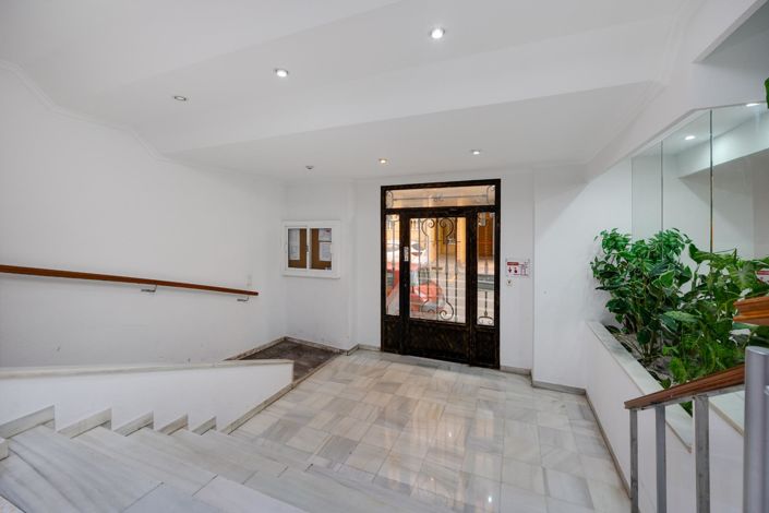 Image No.40-3 Bed Penthouse for sale