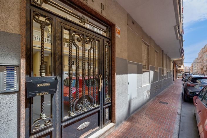 Image No.42-3 Bed Penthouse for sale
