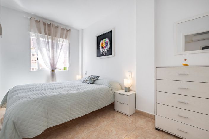 Image No.17-1 Bed Apartment for sale