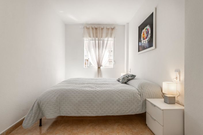 Image No.19-1 Bed Apartment for sale