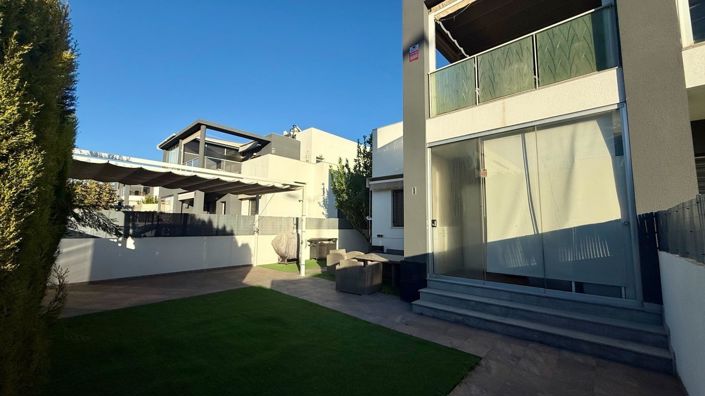 Image No.4-3 Bed Townhouse for sale