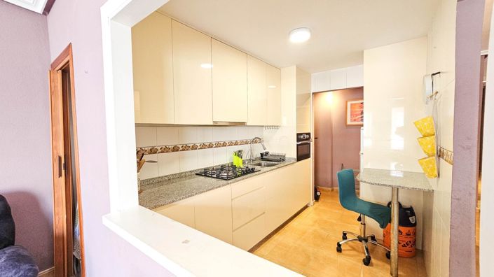 Image No.12-2 Bed Apartment for sale