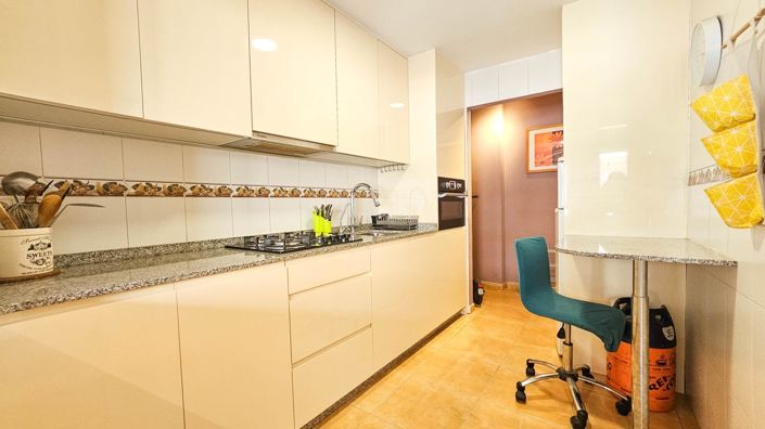 Image No.13-2 Bed Apartment for sale