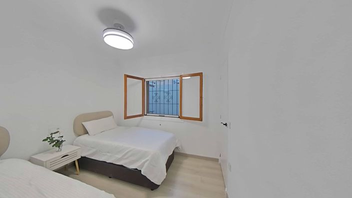 Image No.9-3 Bed Bungalow for sale