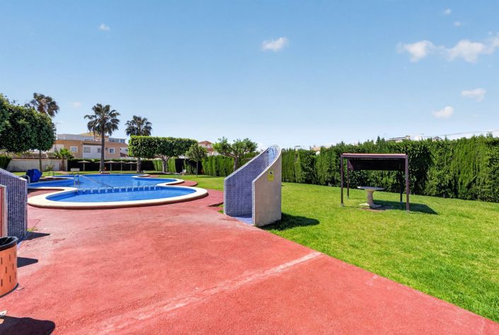 Image No.4-Appartement de 2 chambres à vendre à Torrevieja
