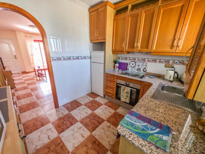 Image No.8-2 Bed Apartment for sale