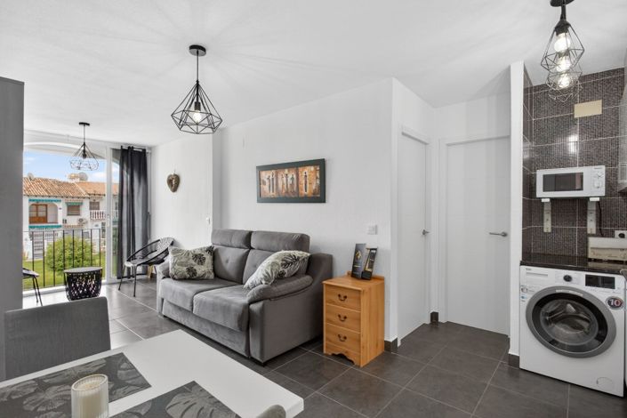 Image No.2-Bungalow de 1 chambre à vendre à Torrevieja