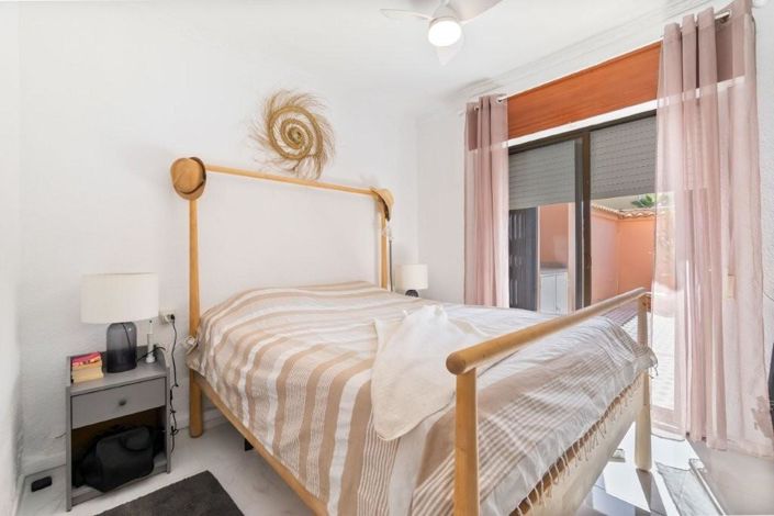 Image No.21-1 Bed Apartment for sale