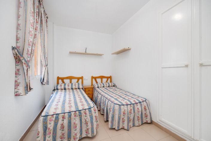 Image No.16-2 Bed Bungalow for sale