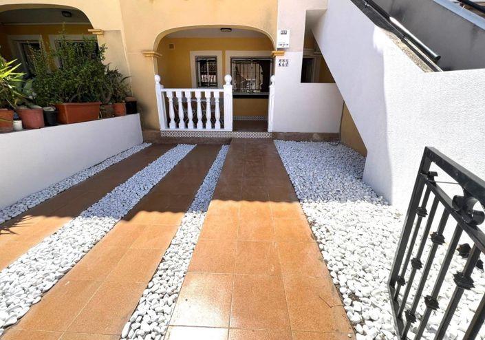 Image No.4-2 Bed Bungalow for sale