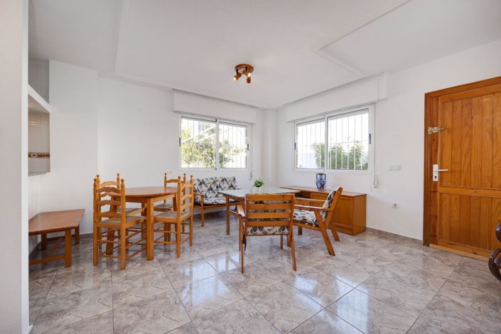 Image No.4-Villa de 3 chambres à vendre à Torrevieja