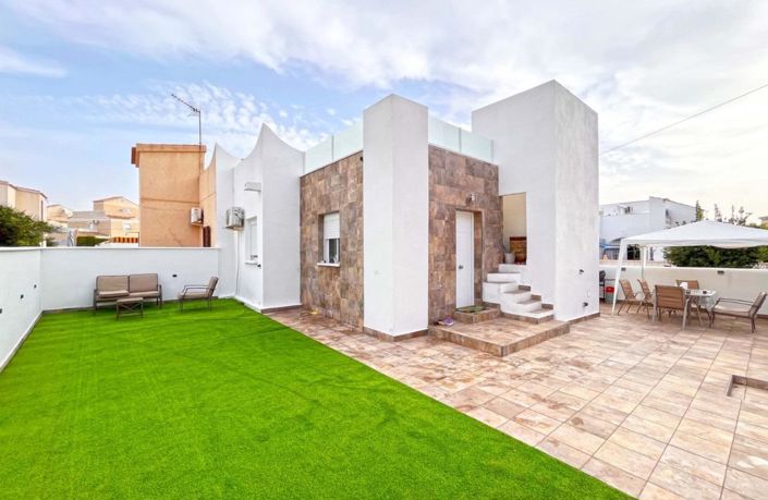 Image No.2-2 Bed Villa for sale