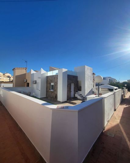 Image No.22-2 Bed Villa for sale