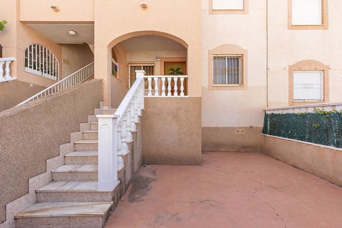 Image No.4-2 Bed Bungalow for sale