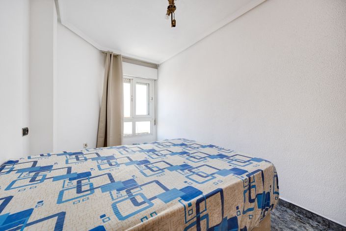 Image No.15-3 Bed Apartment for sale