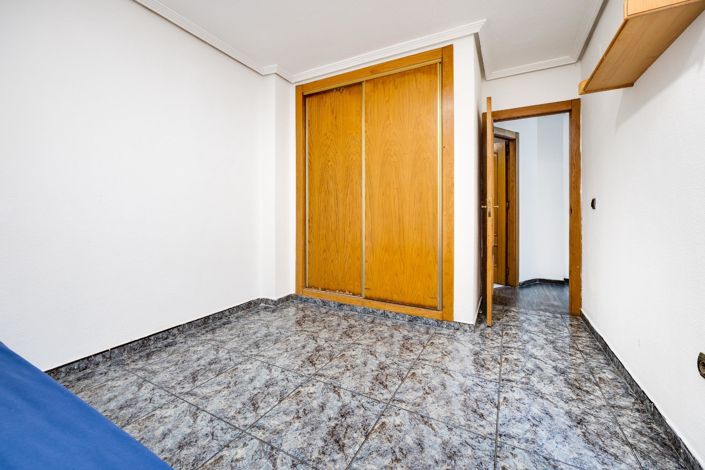 Image No.22-3 Bed Apartment for sale