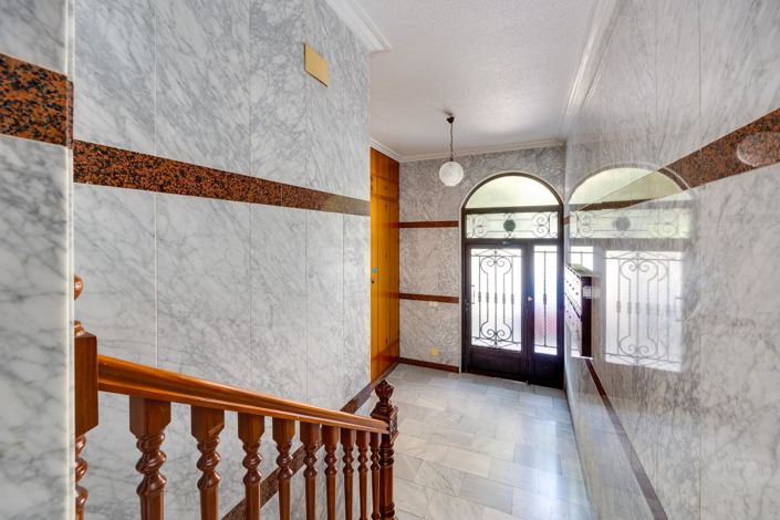 Image No.23-3 Bed Apartment for sale
