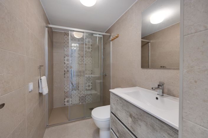 Image No.14-2 Bed Apartment for sale