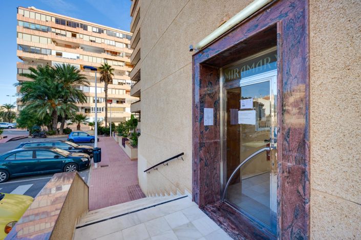 Image No.31-2 Bed Apartment for sale