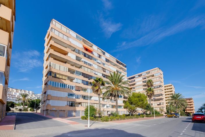 Image No.35-2 Bed Apartment for sale