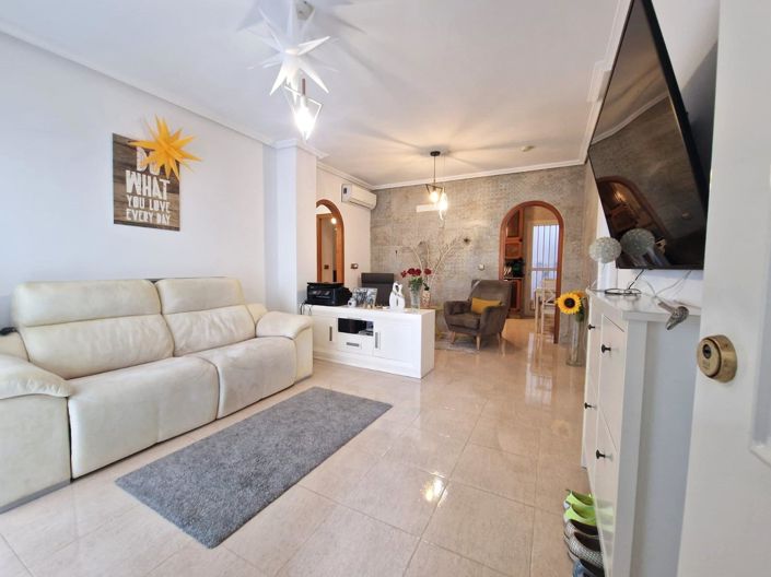 Image No.12-2 Bed Apartment for sale