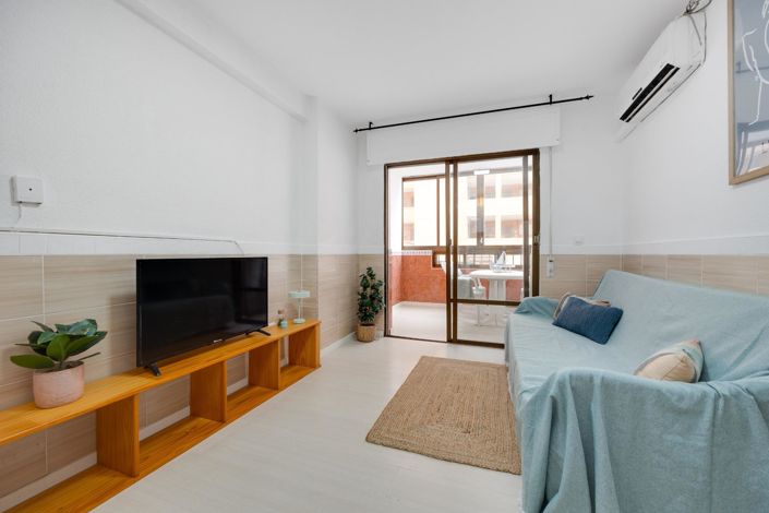 Image No.2-Appartement de 2 chambres à vendre à Torrevieja
