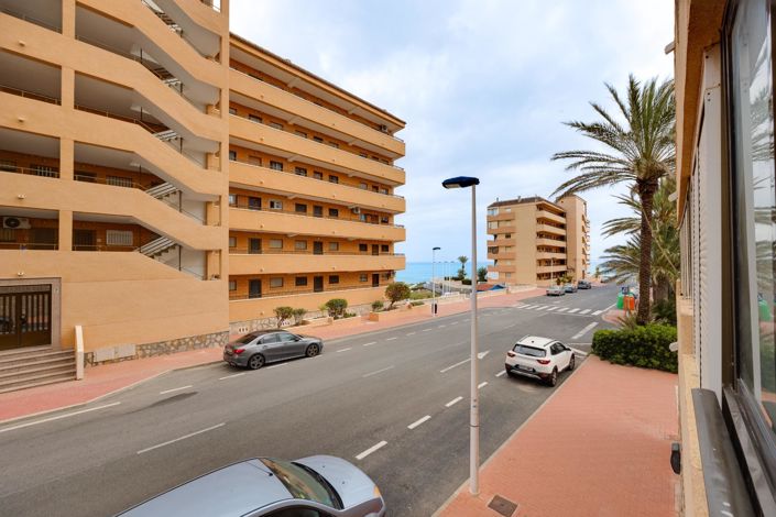 Image No.7-Appartement de 2 chambres à vendre à Torrevieja