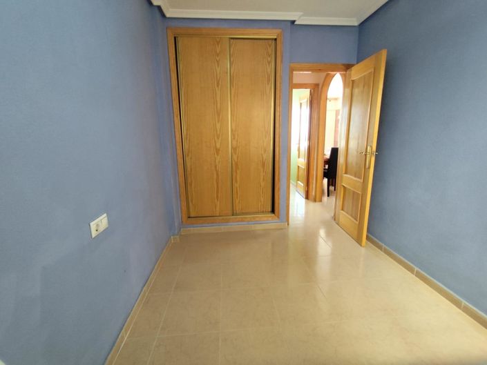 Image No.37-2 Bed Apartment for sale