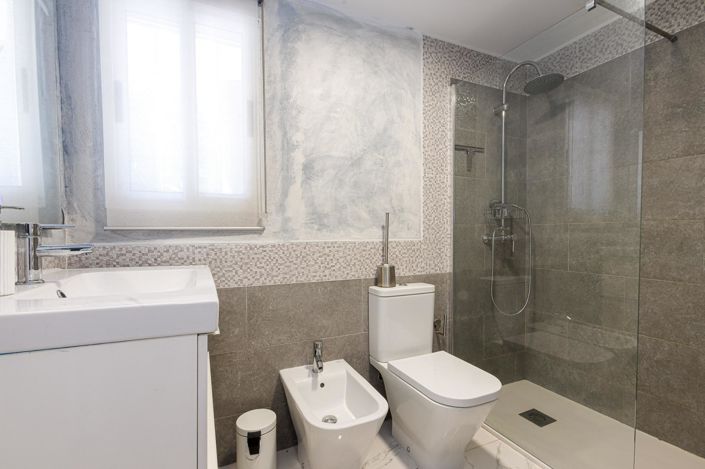 Image No.10-1 Bed Apartment for sale
