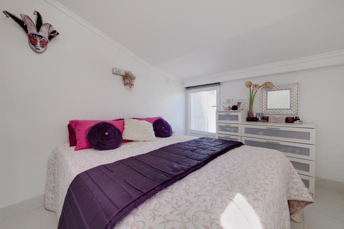 Image No.13-2 Bed Bungalow for sale