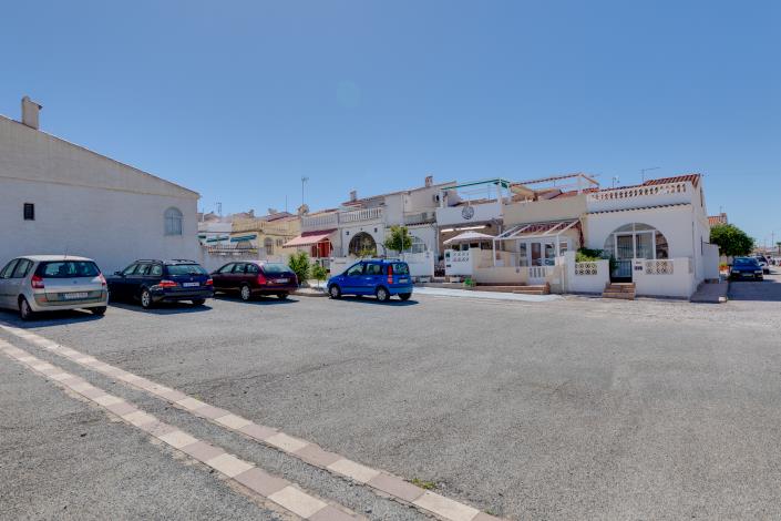 Image No.54-2 Bed Bungalow for sale