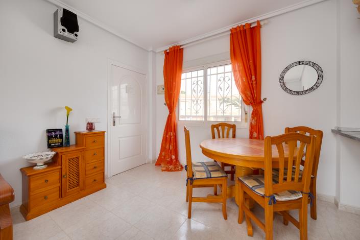 Image No.15-2 Bed Bungalow for sale