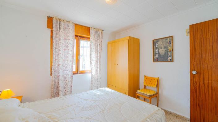 Image No.26-2 Bed Bungalow for sale