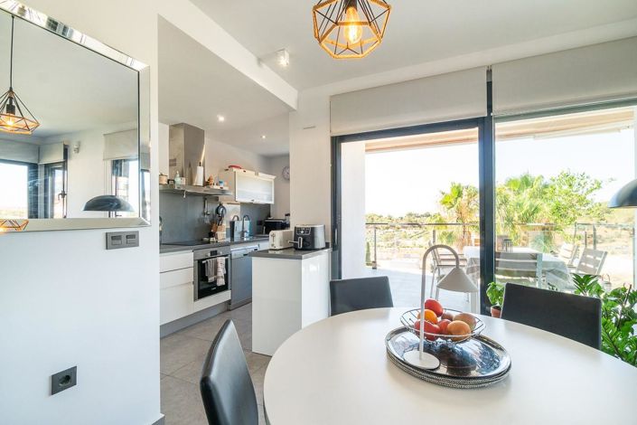 Image No.8-3 Bed Penthouse for sale