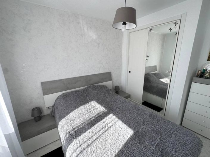 Image No.24-3 Bed Duplex for sale