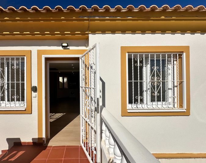 Image No.16-2 Bed Apartment for sale