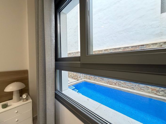Image No.10-1 Bed Apartment for sale