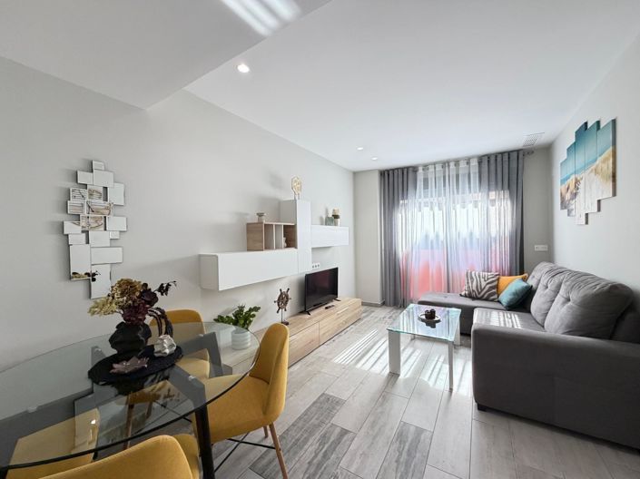 Image No.38-1 Bed Apartment for sale
