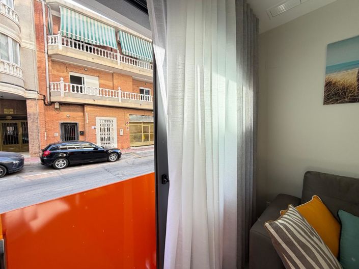Image No.43-1 Bed Apartment for sale
