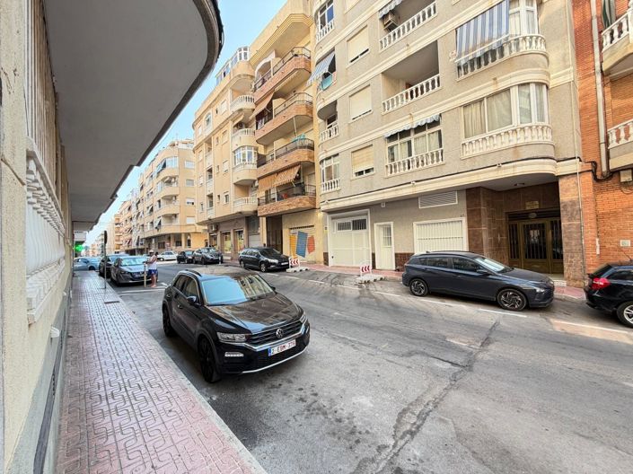 Image No.44-1 Bed Apartment for sale