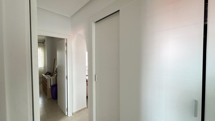 Image No.20-2 Bed Bungalow for sale