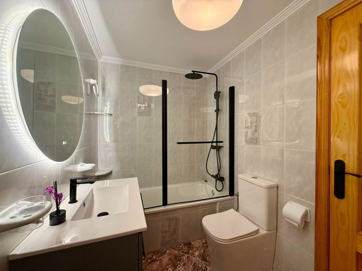 Image No.16-2 Bed Apartment for sale