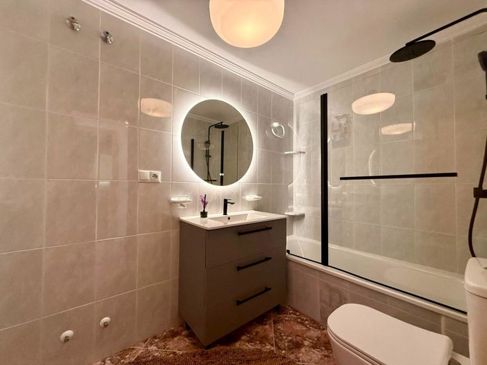 Image No.17-2 Bed Apartment for sale