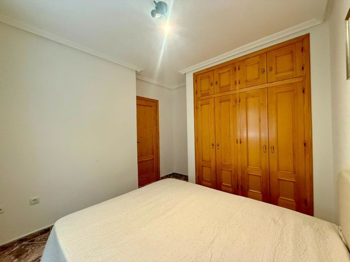 Image No.25-2 Bed Apartment for sale