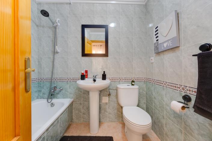 Image No.28-3 Bed Apartment for sale