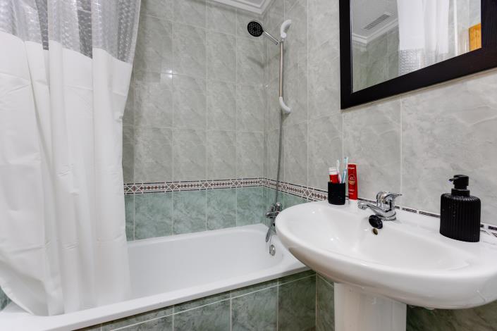 Image No.29-3 Bed Apartment for sale