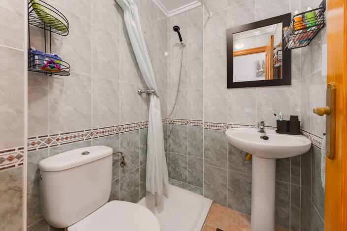 Image No.33-3 Bed Apartment for sale
