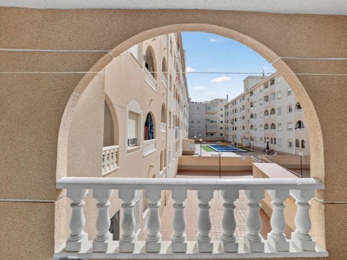 Image No.18-Appartement de 2 chambres à vendre à Torrevieja
