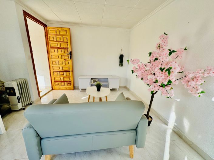 Image No.16-2 Bed House for sale